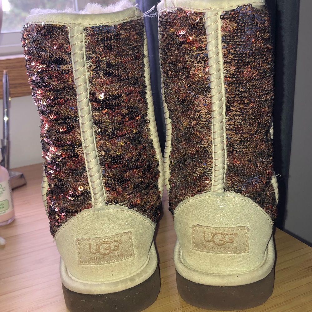 Uggs Brown/Silver Sequin Switch Type - image 2